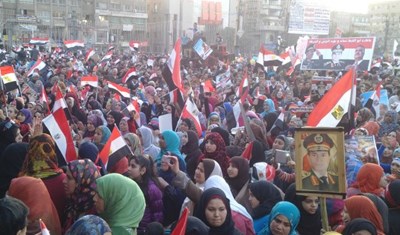 عشرات القتلى والجرحى في مواجهات دامية بين الأمن المصري وأنصار الإخوان في ذكرى 25 يناير