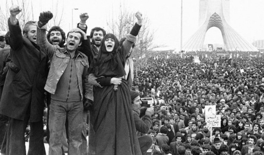 في عيدها الـ 40، كيف تحمي الثورة الإيرانية تراث حركات التحرر؟