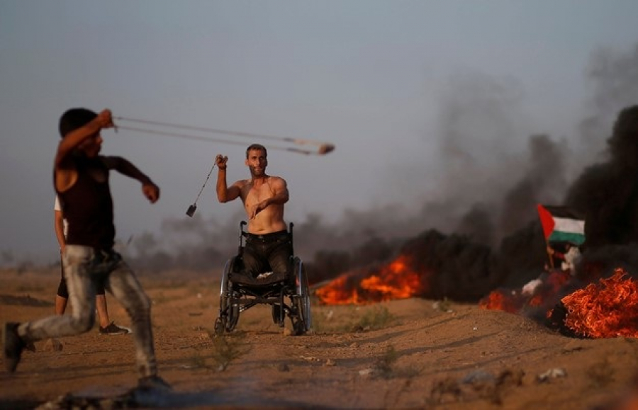 رجال الله في غزة يذلون الكيان الصهيوني