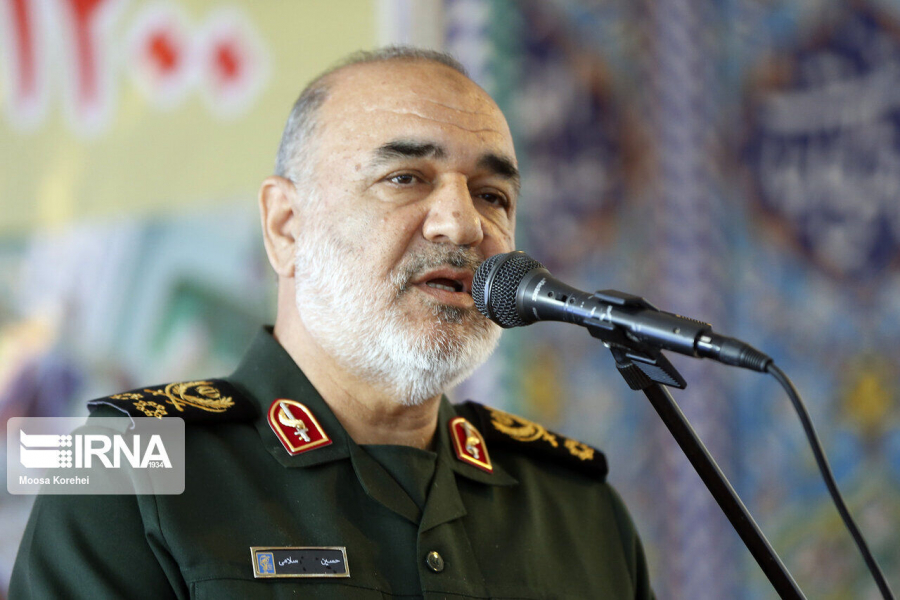 قائد الحرس الثوري الايراني يتوعد بضرب الأميركيين والصهاينة إن ارتكبوا أي خطأ