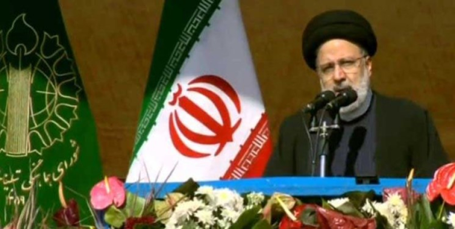 رئيسي: صمود الشعب الإيراني هزم الضغوط القصوى للأعداء والغرب اقر بذلك