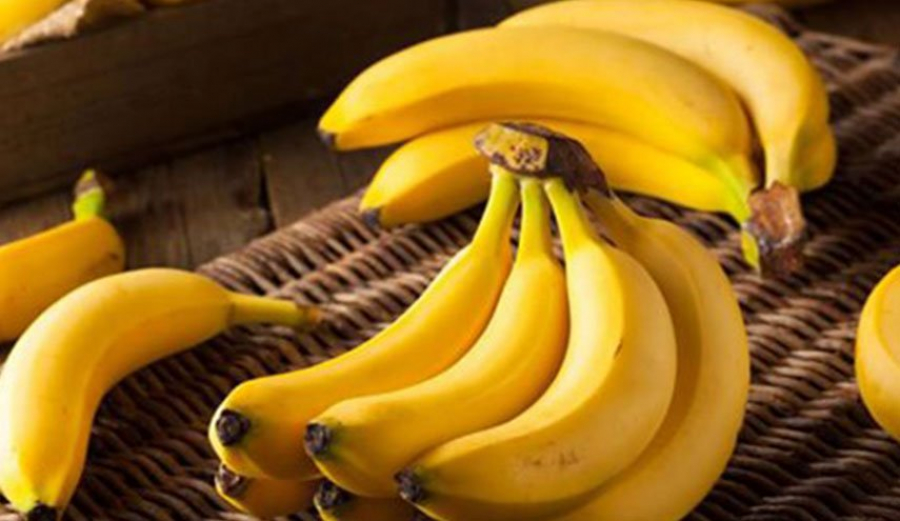 بدلا من التخلص منها.. فوائد مذهلة غير متوقعة لقشور الموز والبطاطس