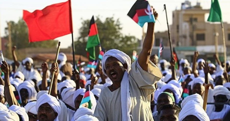 السودان بين متاهات التناوب وفشل الإخوان