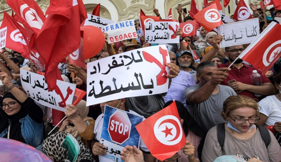 تونس: &quot;مواطنون ضد الانقلاب&quot; تستعد لمسيرة لمساندة نواب البرلمان