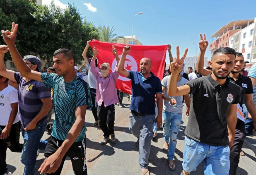 أحزاب تونسية تسعى لسحب الثقة من رئيس البرلمان راشد الغنوشي