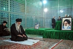 Leader of Islamic Revolution attends late Imam Holy Shrine