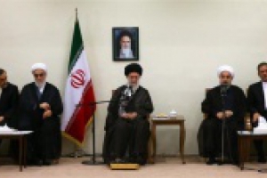 Leader meets with President Rouhani and his cabinet