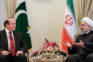 President Rouhani, Pakistan PM Sharif discuss key mutual, intl. issues