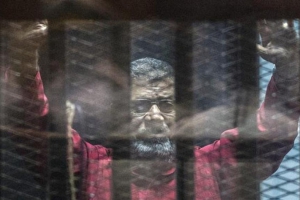 Egypt court postpones verdict on Morsi espionage verdict