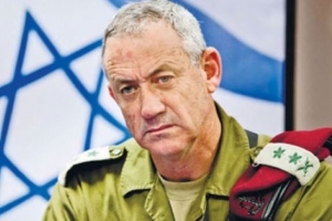 Israel general. threatens Lebanon with war