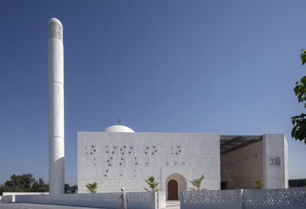 مسجد مثلثی در امارات