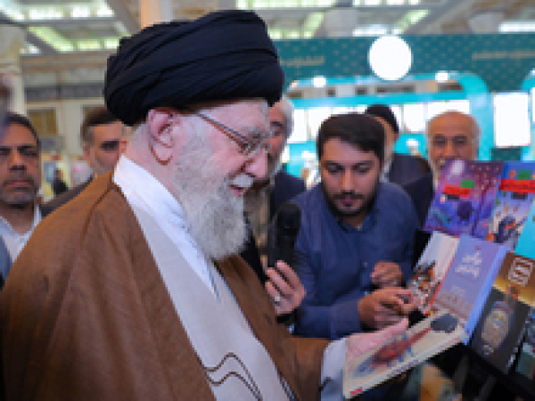 بیانات در مصاحبه با خبرنگار صداوسیما در جریان بازدید از سی و پنجمین نمایشگاه کتاب تهران