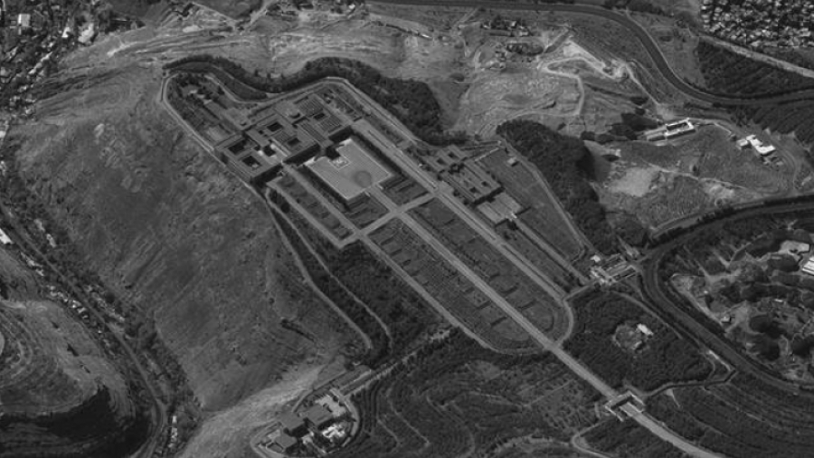 En publiant une photo satellite du palais présidentiel, Israël menace d’assassiner Assad