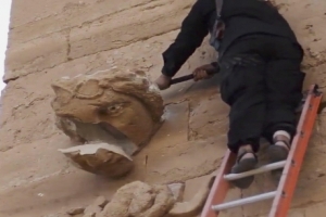Daech publie une nouvelle vidéo mettant en scène la destruction d&#039;antiquités en Irak
