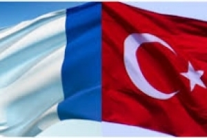 La France et la Turquie contre les kurdes