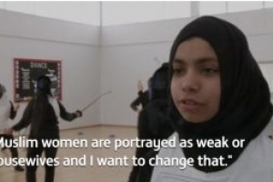 L’escrime contre l’islamophobie : un projet qui suscite l’engouement de jeunes musulmanes britanniques
