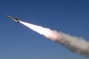 Iranienne missile exercice militaire lance plus