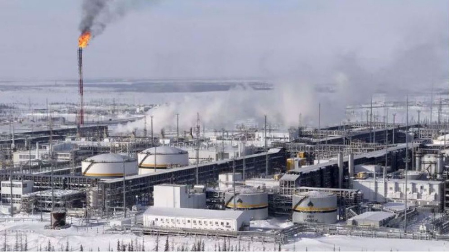 Sanctions sur le pétrole: la Russie réduit sa production de 5%