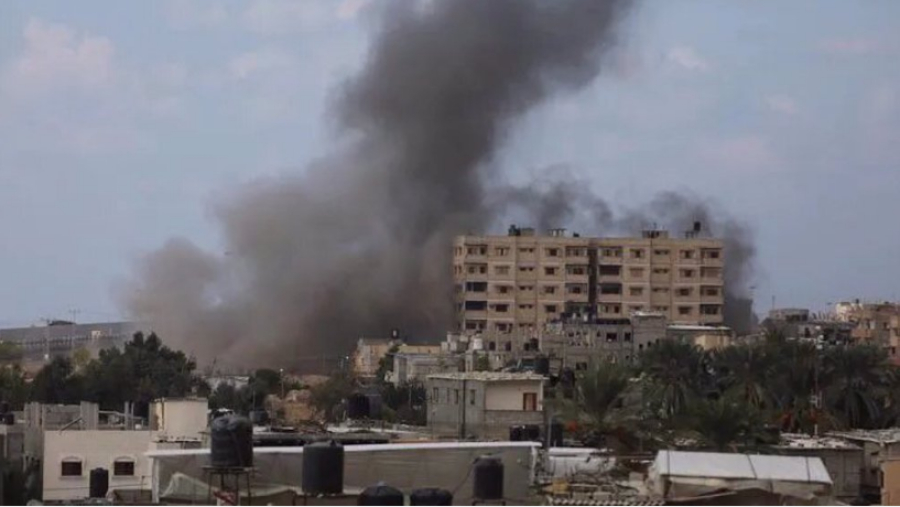 L’artillerie israélienne a pilonné le point de passage de Rafah