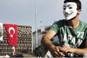 Anonymous déclare la guerre à la Turquie par « support » pour Daesh