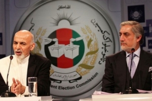 Afghanistan: les deux candidats appelés à trouver un compomis