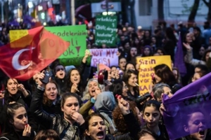 Turquie : le Parti républicain du peuple menace de quitter le parlement