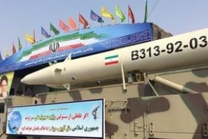 L&#039;Iran va ouvrir trois missiles à longue portée et de précision