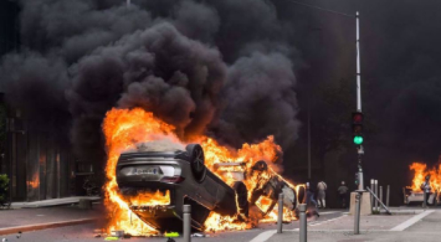 France : 2e réunion de crise de l&#039;Elysée après 667 interpellations