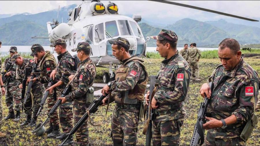 Une gendarmerie à la frontière algérienne. Pourquoi?