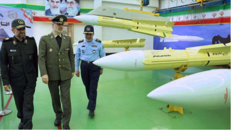 L&#039;Iran inaugure une ligne de production de masse d&#039;un nouveau missile air-air