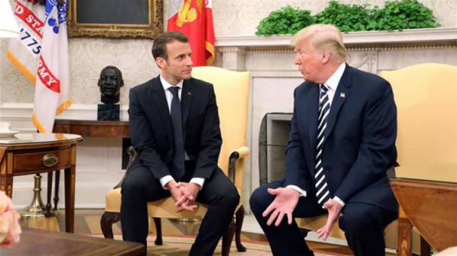 Le président français assure de nouveau Washington de son suivisme