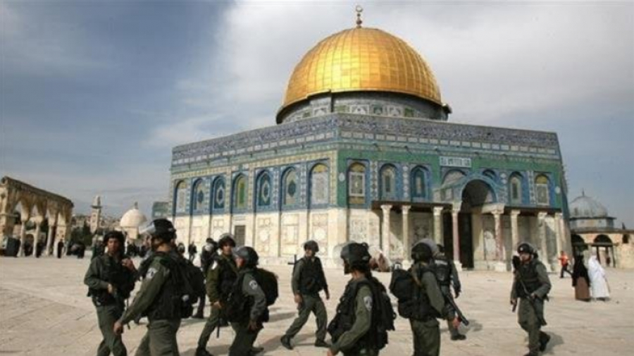 Les colons israéliens ont attaqué la mosquée al-Aqsa