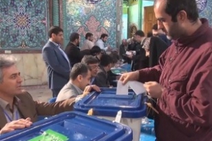 Les Iranbiens aux urnes pour le second tour des législatives