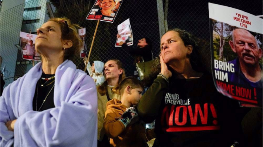 Israël : manifestation par milliers à Tel-Aviv pour demander la conclusion d’un accord avec le Hamas