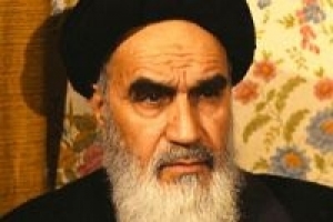 Imam Khomeini ra di Mata Putri Tertuanya Seddigheh Mostavafi