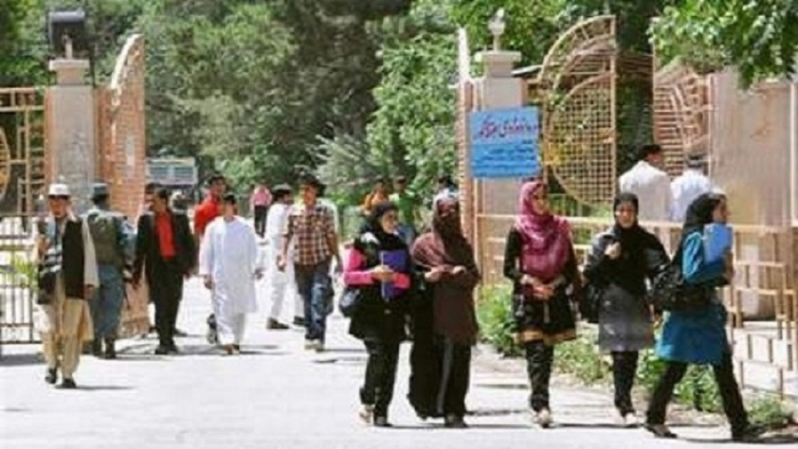 Taliban Larang Perempuan Ikuti Ujian Masuk Universitas