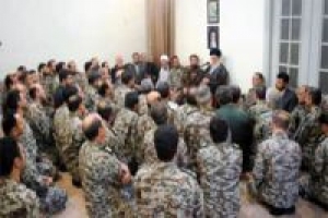 Rahbar Tekankan Pentingnya Peningkatan Kesiapan Militer Iran