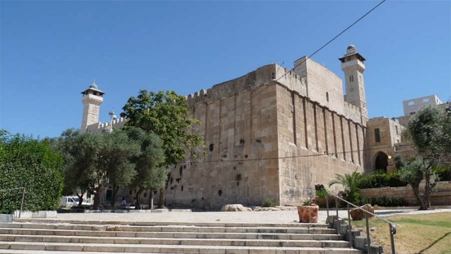 Tentara Zionis Cegah Warga Palestina Masuki Masjid Nabi Ibrahim