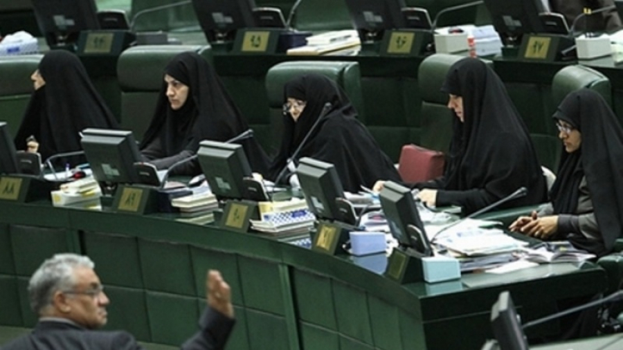 Perempuan Iran, Pionir Kemajuan Revolusi Islam