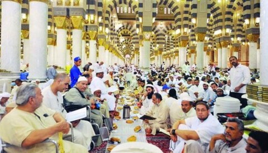 रमज़ान अलमुबारक में मस्जिदों में इफ्तार टेबल लगाने पर रोक