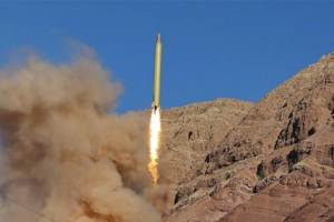 ईरान ने बैलेस्टिक मिसाइल का परीक्षण किया