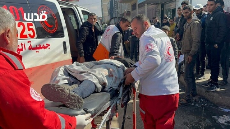 रफ़ा पर ज़ायोनी सरकार के हमले में कई फ़िलिस्तीनी शहीद और घायल