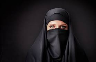 इस्लाम में औरत का मुकाम: एक झलक