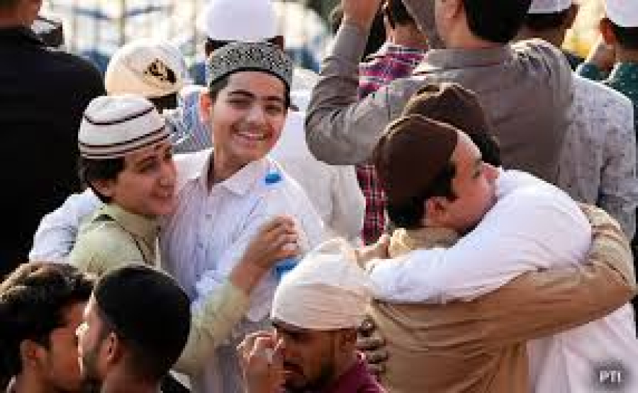 ईद उल-फितर भाईचारे को बढ़ावा देने वाला त्योहार