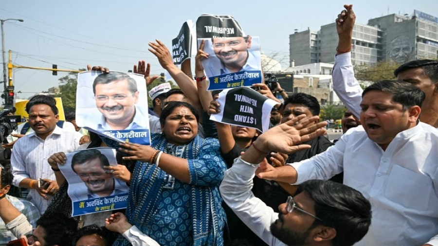 दिल्ली के मुख्यमंत्री की गिरफ़्तारी के ख़िलाफ़ प्रदर्शन