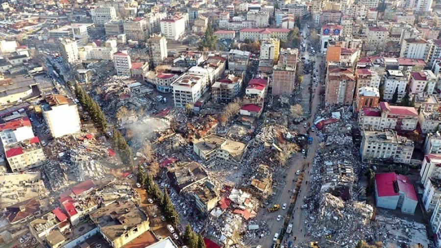 ترکیہ اور شام میں تباہ کن زلزلے میں ہونے والی اموات میں تیزی سے اضافہ