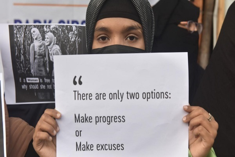 ہندوستان میں لڑکیوں کی تعلیم پر نئی پابندیاں