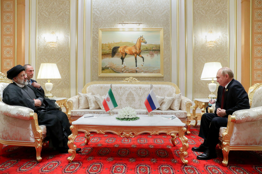 روس سے اسٹریٹجک تعلقات کے فریم میں میں رابطے میں رہیں گے: ایرانی صدر