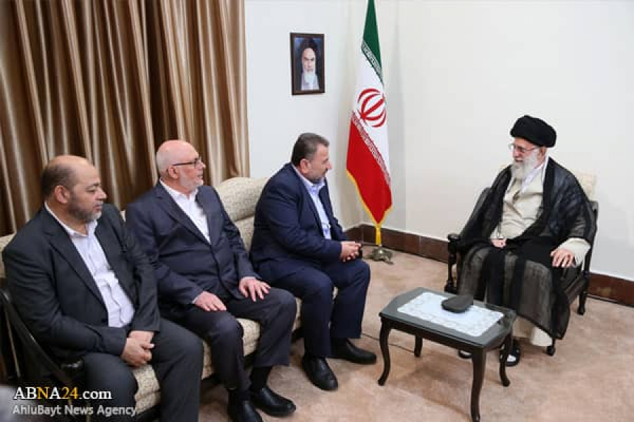 رہبر انقلاب اسلامی سے حماس کے سیاسی شعبہ کے نائب سربراہ کی ملاقات