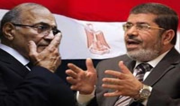 النتائج الرسمية للانتخابات تؤكد المنافسة بين مرسي وشفيق